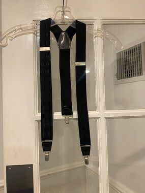 Suspenders good condition